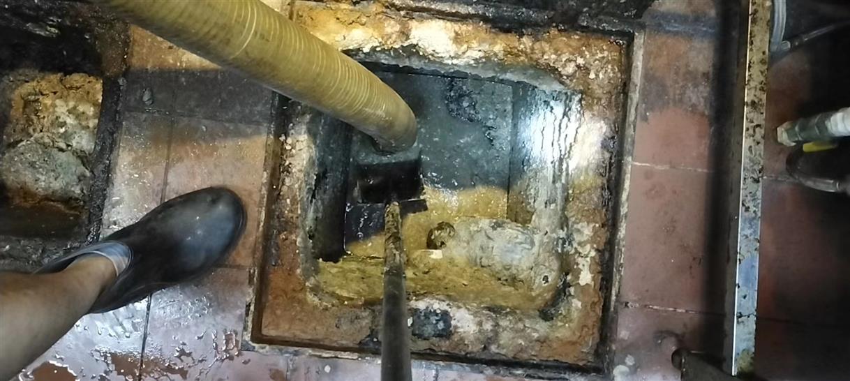 颍州污水池清理一般都有毒气，怎么预防中毒呢？